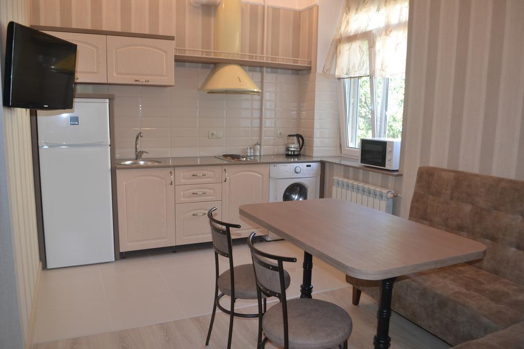 Hotel Apartments Adresa 키시나우 외부 사진