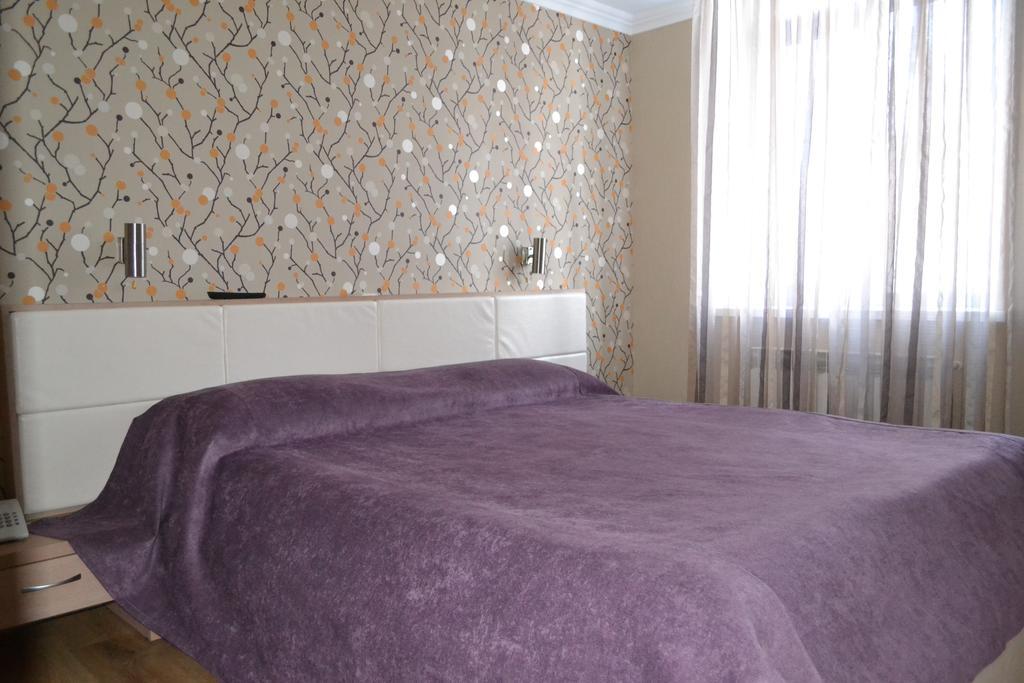 Hotel Apartments Adresa 키시나우 외부 사진