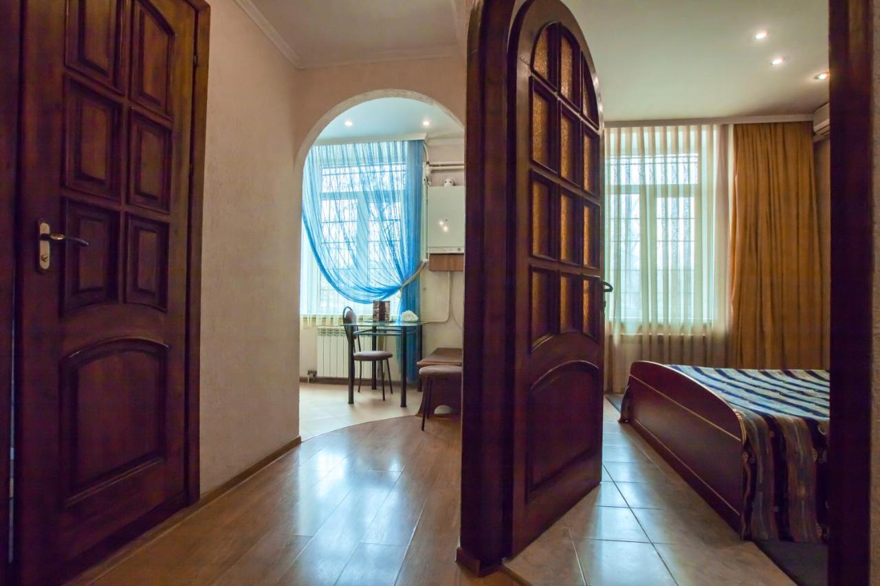 Hotel Apartments Adresa 키시나우 외부 사진