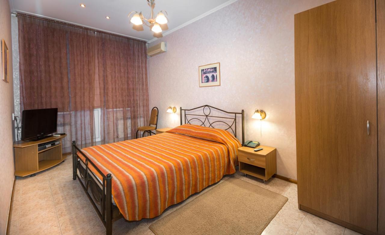 Hotel Apartments Adresa 키시나우 외부 사진