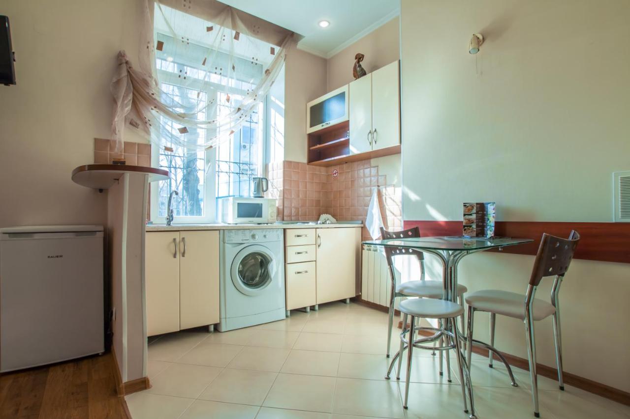 Hotel Apartments Adresa 키시나우 외부 사진