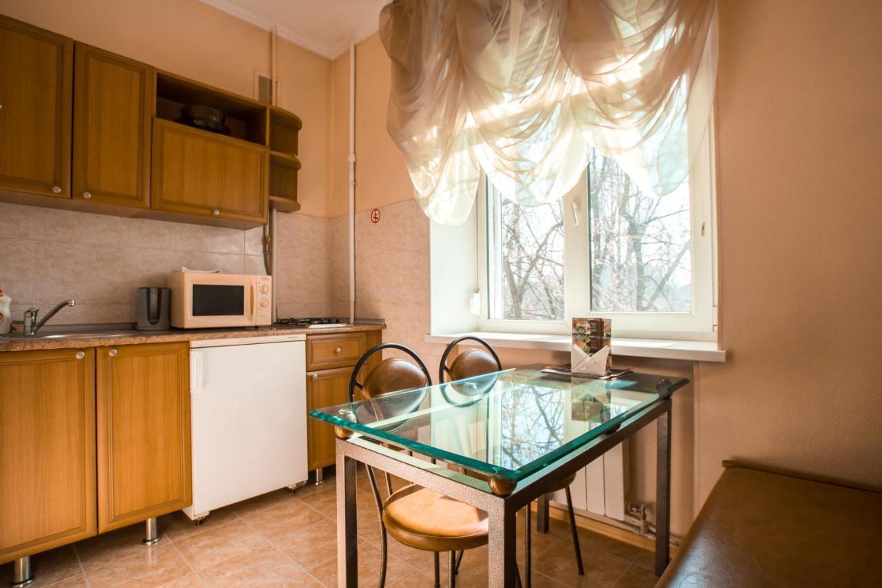 Hotel Apartments Adresa 키시나우 외부 사진