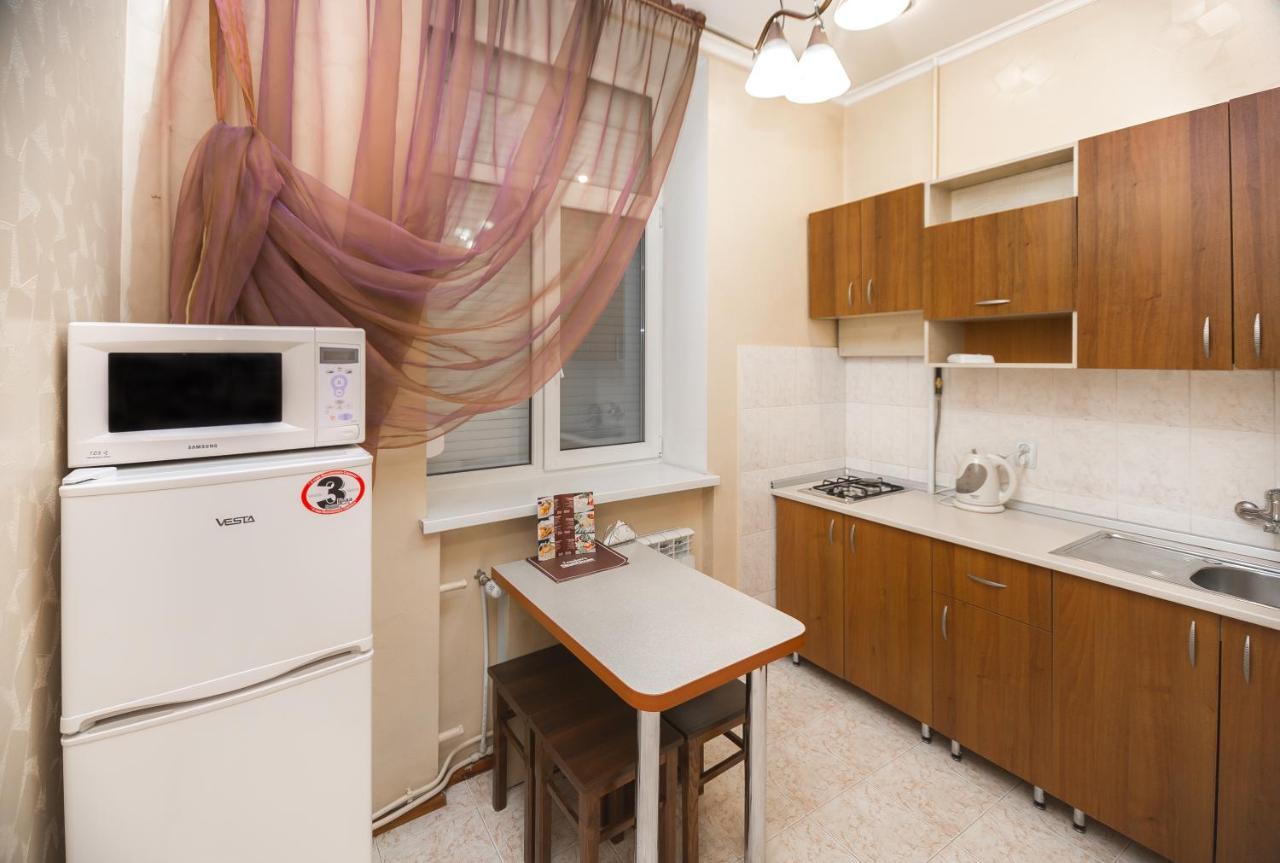 Hotel Apartments Adresa 키시나우 외부 사진
