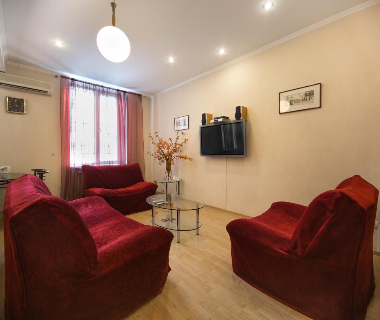 Hotel Apartments Adresa 키시나우 외부 사진